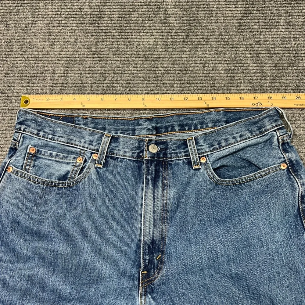 Levis 550 Relaxed Fit Mens Jeans 38x32 Medium Wash Blue 100% Cotton Denim